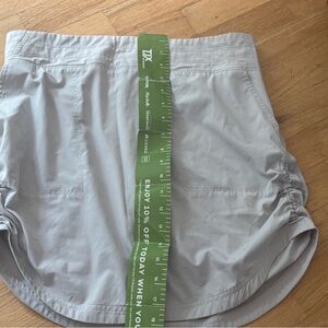 Nicole Miller Ivory Skort